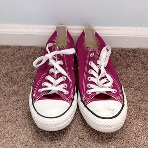 Converse low top Sapphire pink women’s size 8.